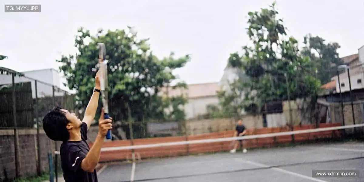 🎮 潮流装备,释放你的运动 DNA!👟